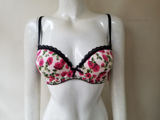 （分類：）位於 。 由 turtle.shopping 提交（商品編號 1214052126，圖片 1）。簡介： 。