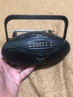 Small boombox style fm player
