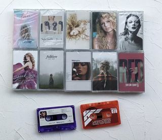 TAYLOR SWIFT CALENDER 2024 Hobbies Toys Memorabilia Collectibles
