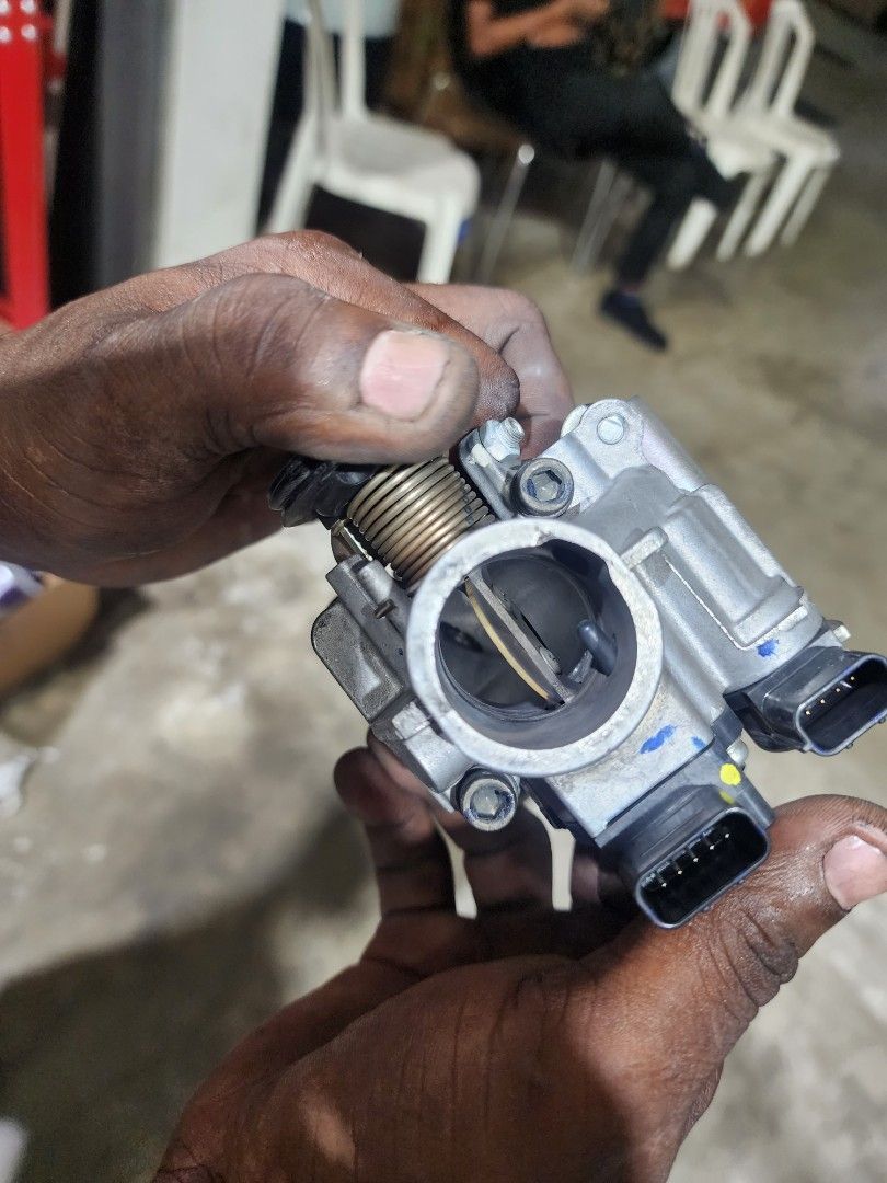 Throttle Body Cleaning, Motorcycles, Motorcycle Accessories on Carousell