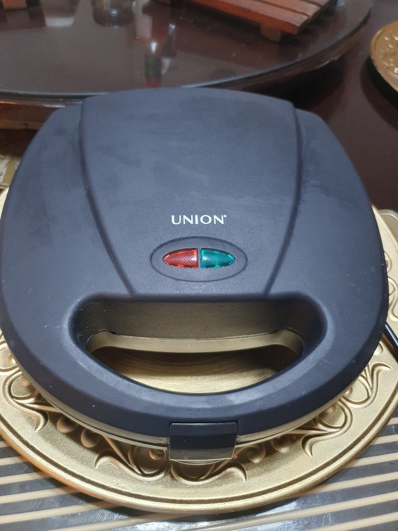 Union Pancake Maker (Category: Ovens & Toasters) located in Marikina City. Submitted by KanamiFinds (Listing ID 1214139999, Image 1). Description: Union Pancake Maker Slightly used..