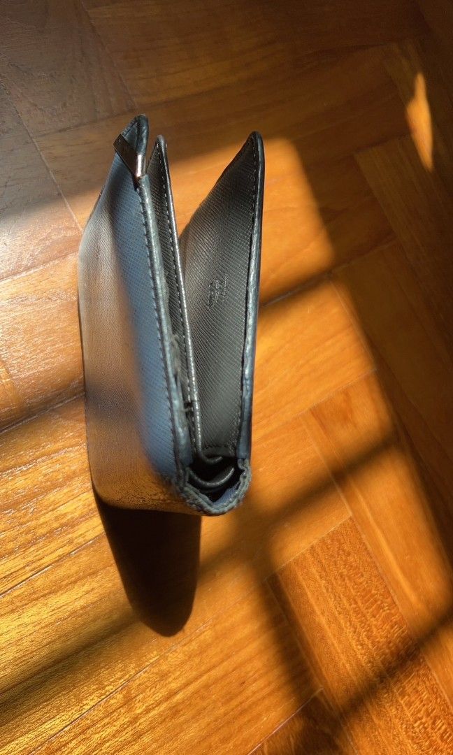 Used shop mcm wallet