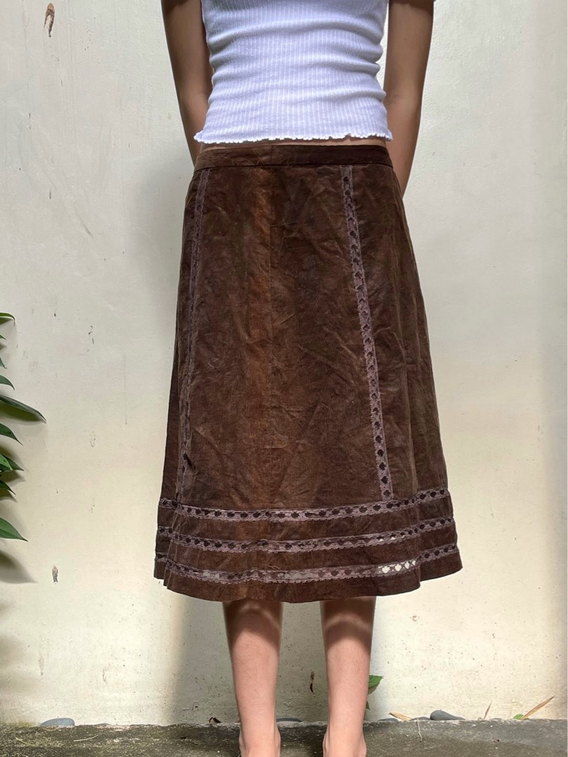 Vintage Brown Corduroy Midi Skirt, Women's Fashion, Bottoms, Skirts on ...