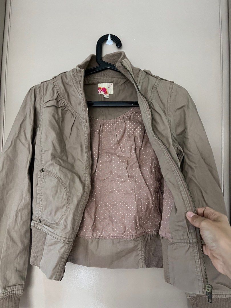F21 bomber hotsell