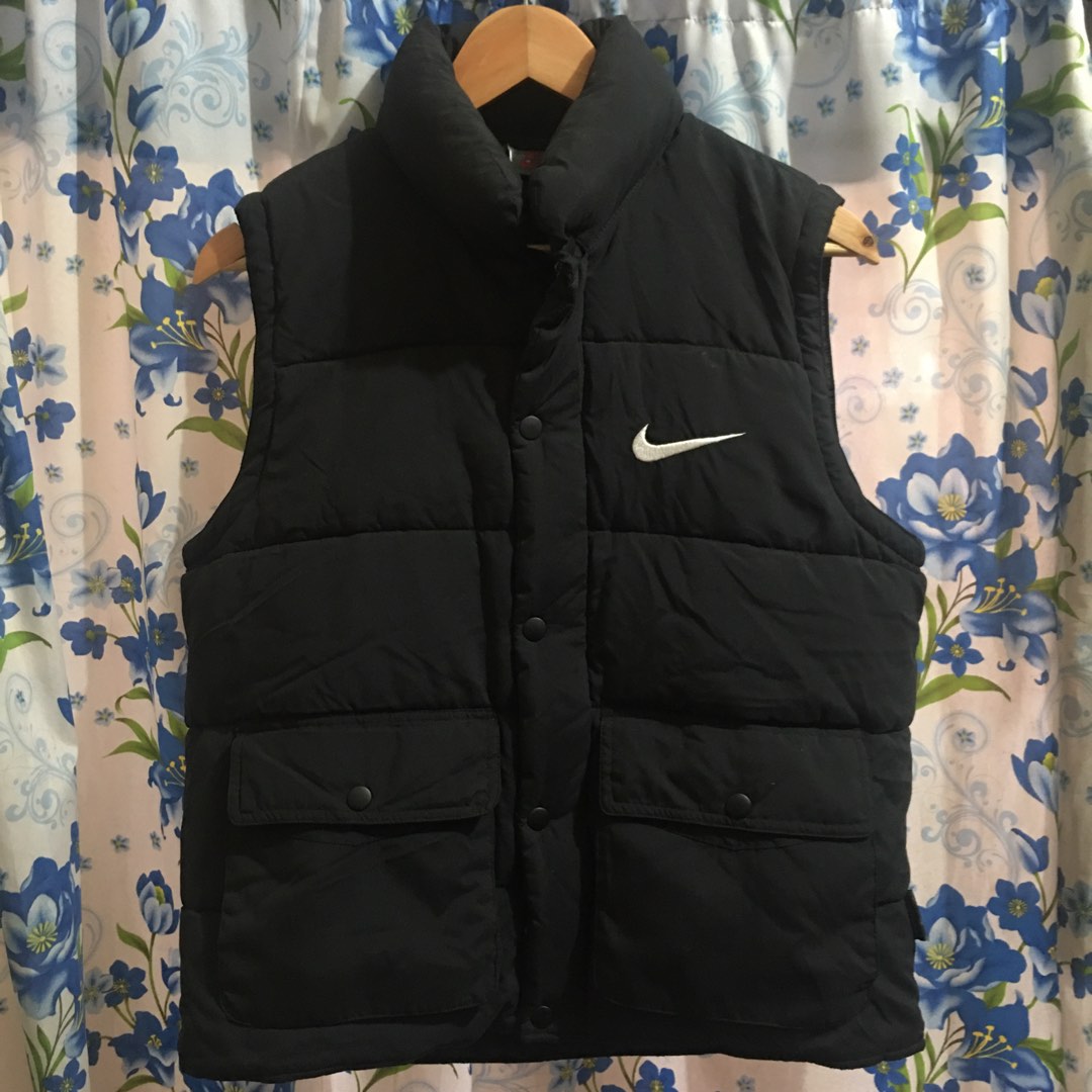 Vintage Nike vest, Men's Tops & Sets, Vests on
