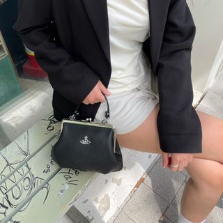 （分類：）位於 。 由 Kikistore 提交（商品編號 1214136825，圖片 1）。簡介： 。
