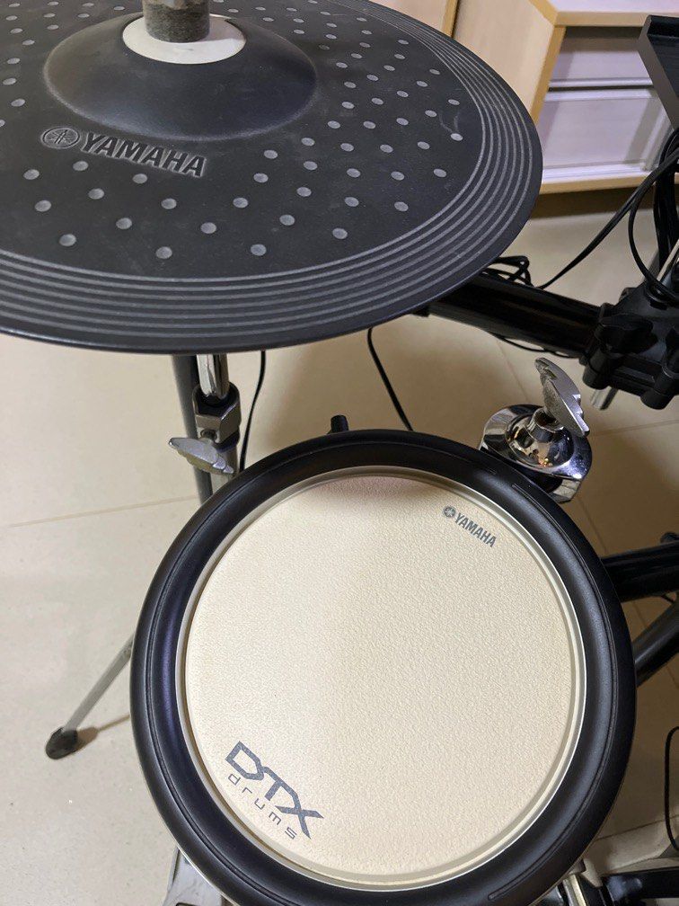 Yamaha Electronic Drum Set DTX562K, Hobbies & Toys, Music & Media