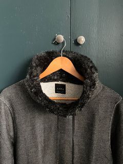 Zara Man Sweater / Pullover with Faux Fur Neckline
