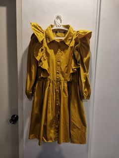 Zara mustard puff sleeve dress