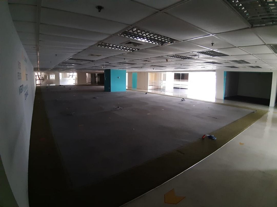 1,229.21 SQM Whole Floor Commercial Office Space For Sale at JMT ...