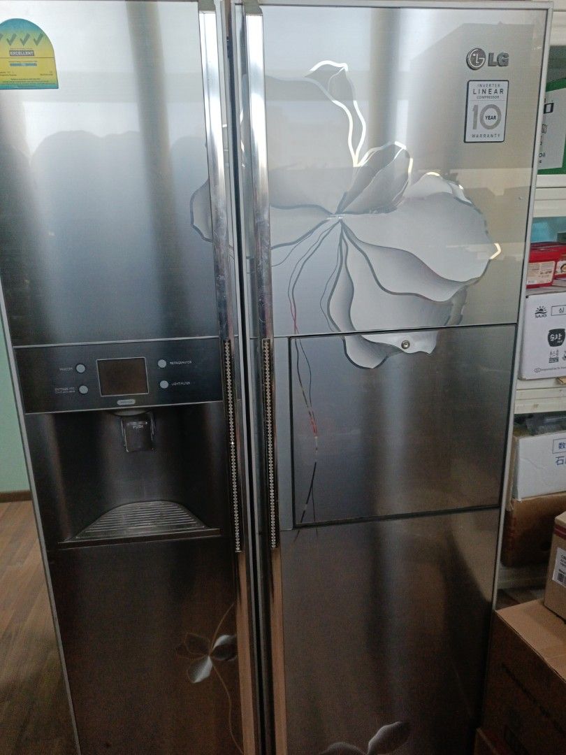 2 Door Fridge, TV & Home Appliances, Kitchen Appliances, Refrigerators