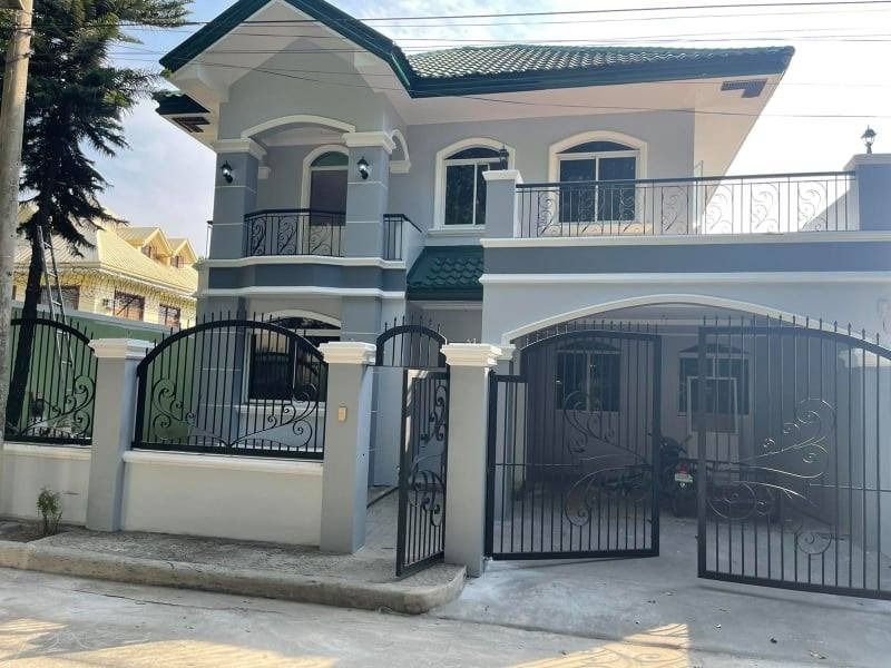 4 bedroom 2Storey House & Lot for SALE in Telabastagan San Fernando