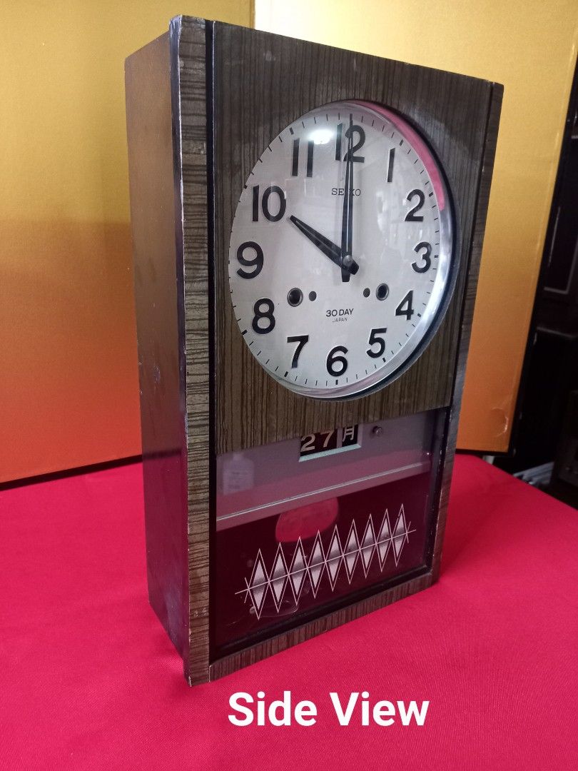 🔴 Collectable Vintage Japanese Seiko 30-day Wall Clock with Calendar and  Chime., Hobbies & Toys, Memorabilia & Collectibles, Vintage Collectibles on  Carousell