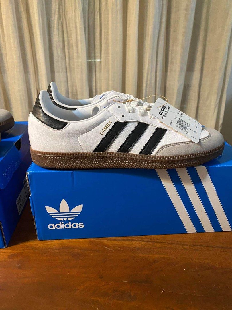 Adidas Samba Size 11.5 and 8.5 Authentic, Men's Fashion, Footwear, Sneakers  on Carousell