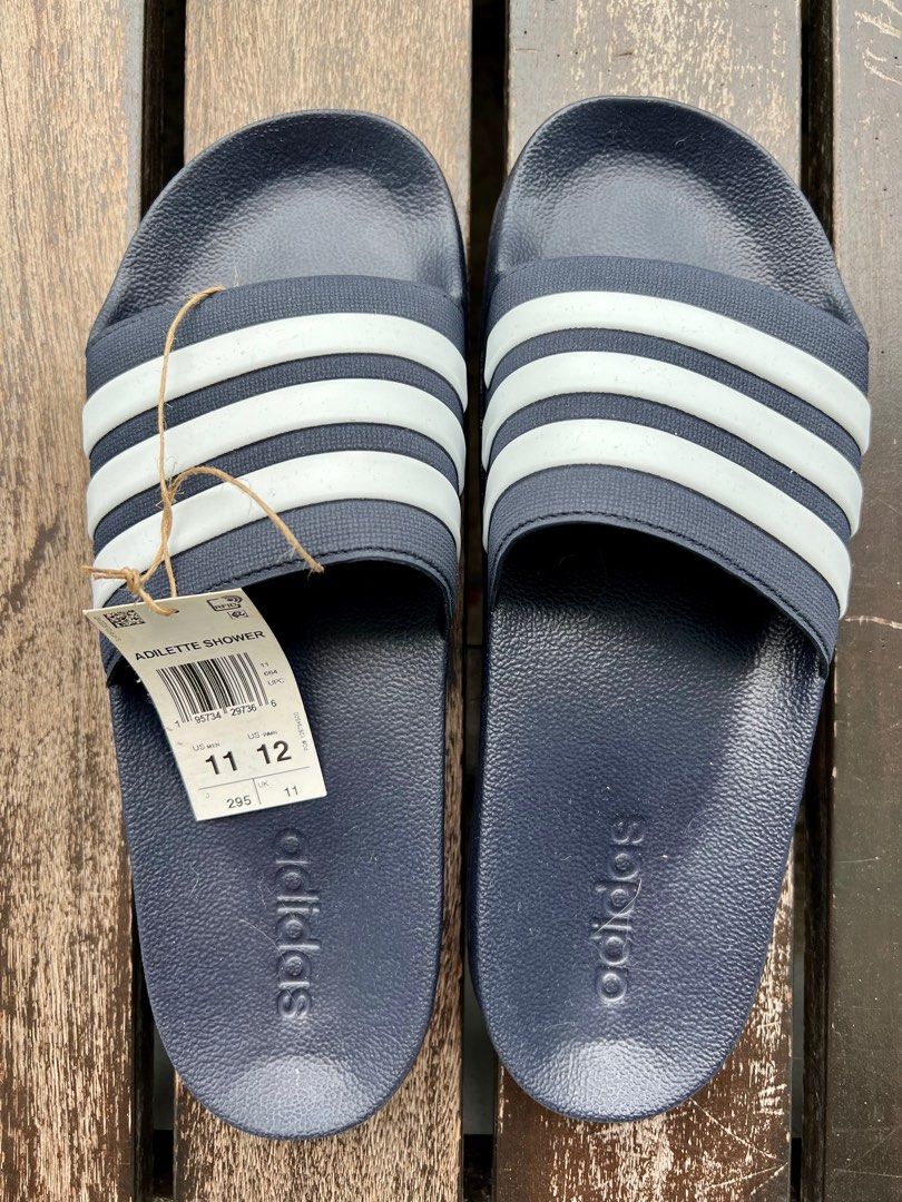 Adidas Slider Unisex, Men's Fashion, Footwear, Flipflops and Slides on  Carousell