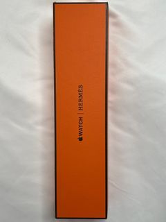APPLE (Hermes) Series 8 Watch (45mm; Silver Case, Hermès Sports Band)