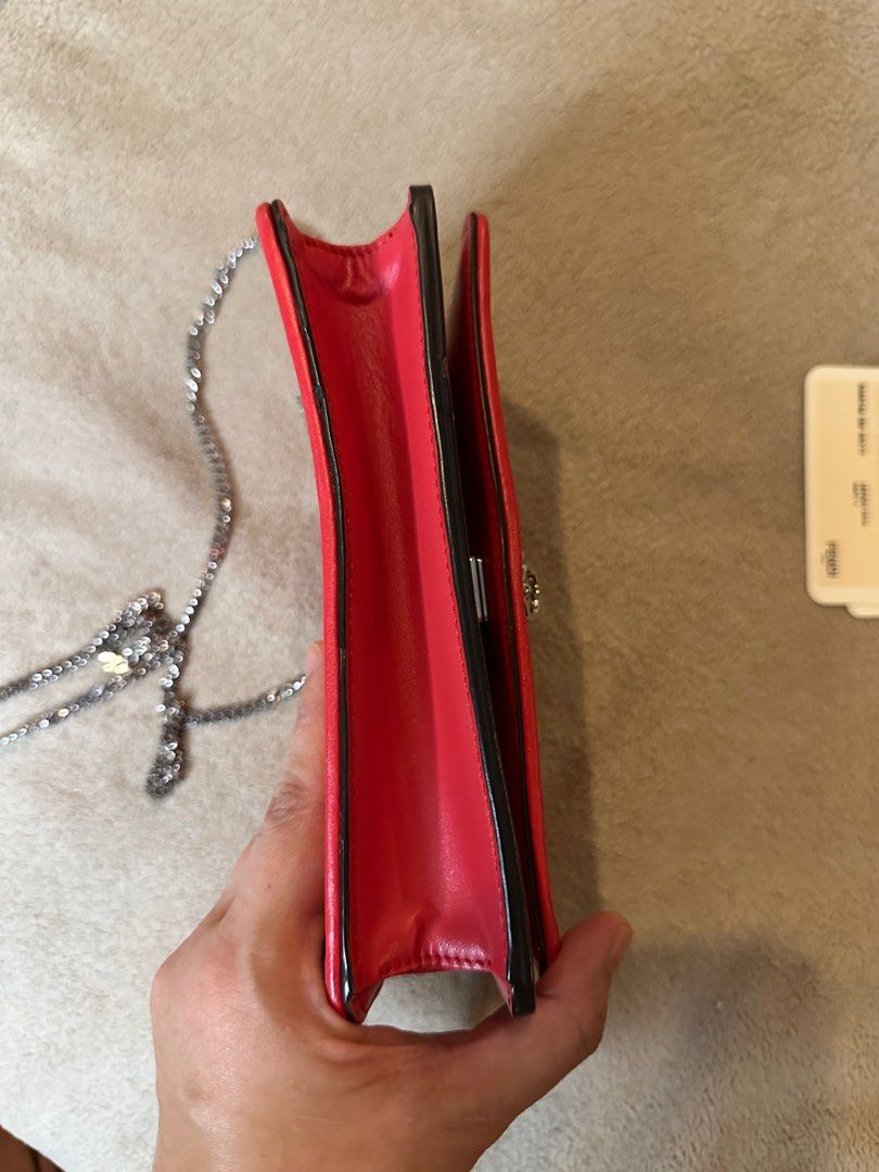 Authentic Fendi dot com WOC (Category: Luxury Bags & Wallets) located in Taguig. Submitted by miles73 (Listing ID 1214166035, Image 3). Description: Fendi dot com wallet on chain LOW BALLERS WILL NOT BE ENTERTAINED .