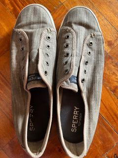 Authentic Sperry laceless US 9.5
