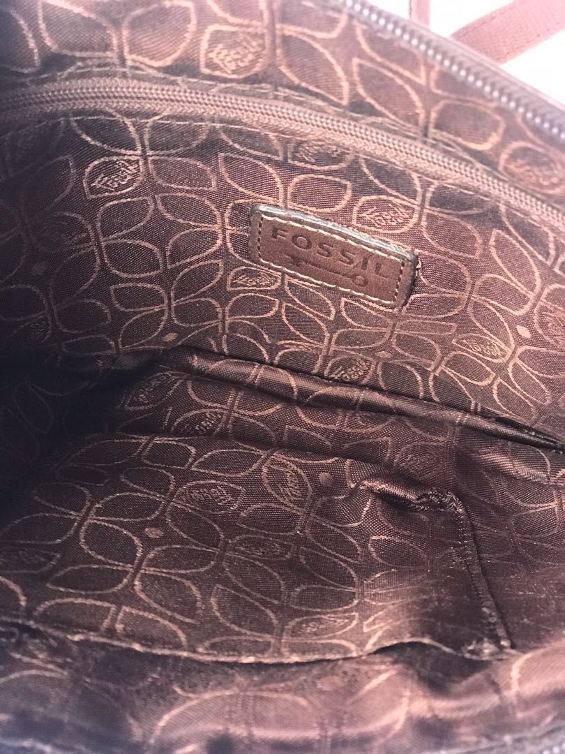 Authentic vintage fossil leather sling bag, Women's Fashion, Bags