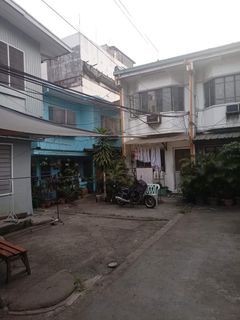 Baclaran, Parañaque, 5 door apartment for sale