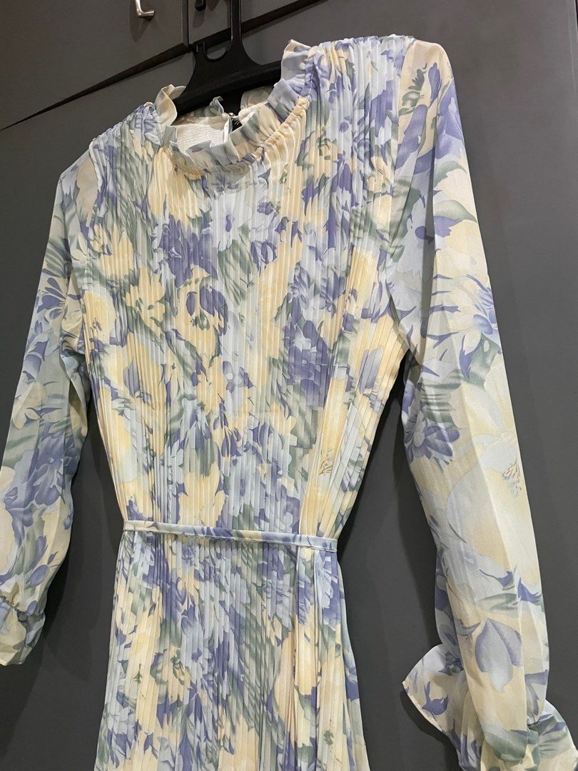 Bangkok pleated dress on Carousell