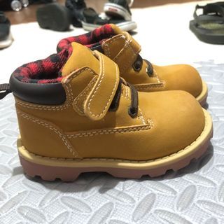 Boots 6c