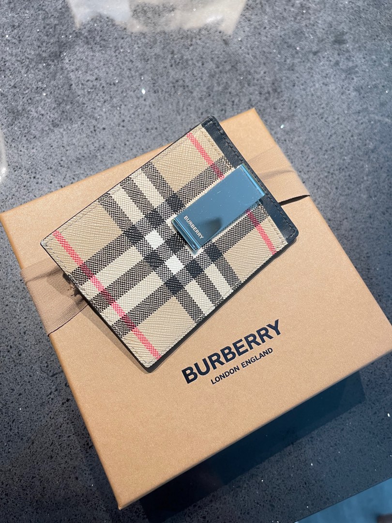 Burberry Cardholder, Luxury, Bags & Wallets on Carousell
