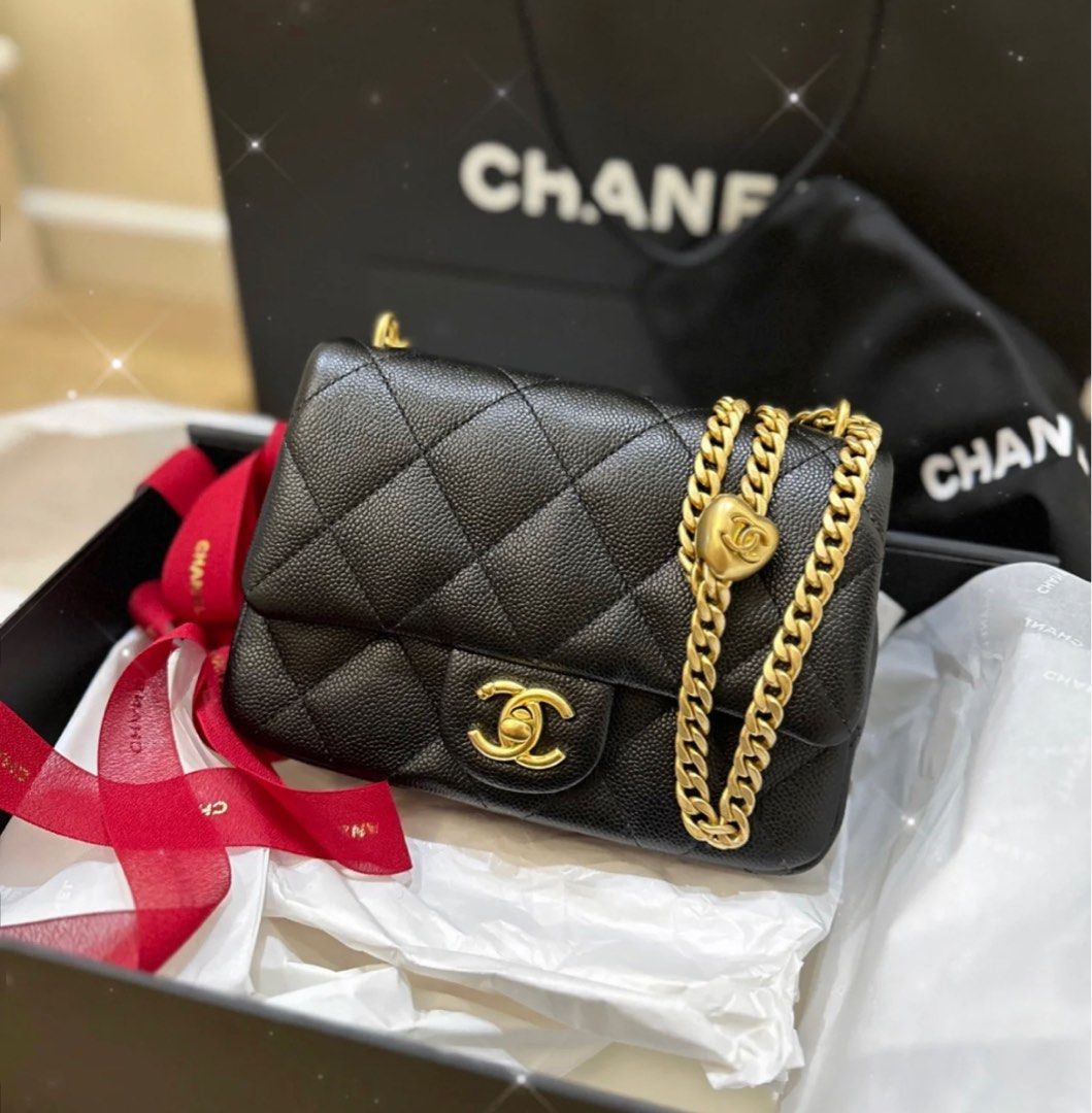 Chanel 23P Heart Adjustable Chain Mini 19cm Flap Bag in Black