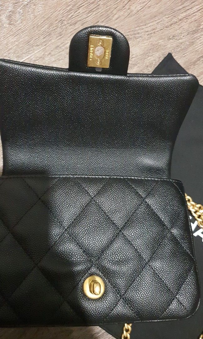 Chanel 23p sweetheart 20cm, Luxury, Bags & Wallets on Carousell