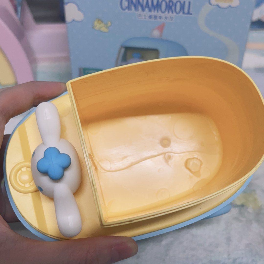 Cinnamoroll humidifier (doesnt work) good for display only, Hobbies