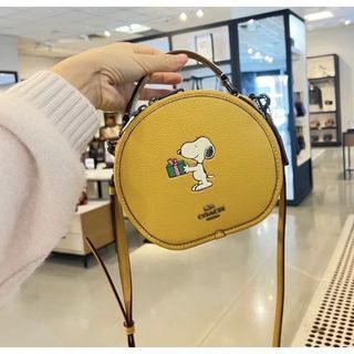 COACH✖️PEANUTS圓餅包