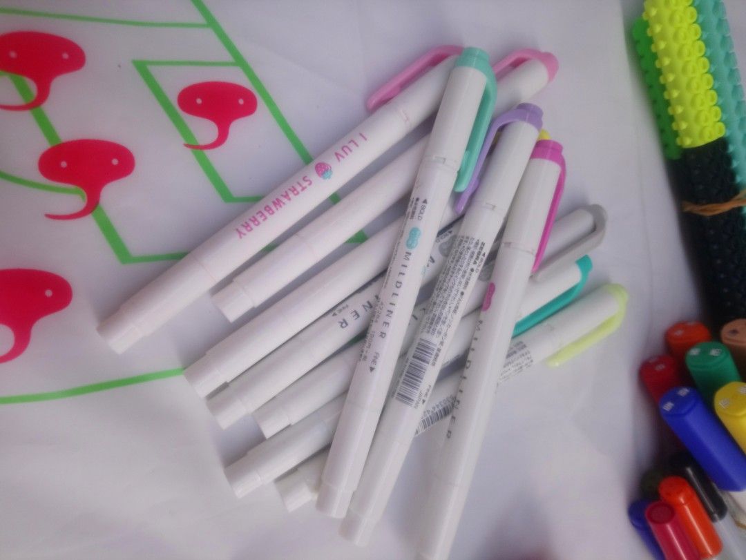 Coloring materials on Carousell