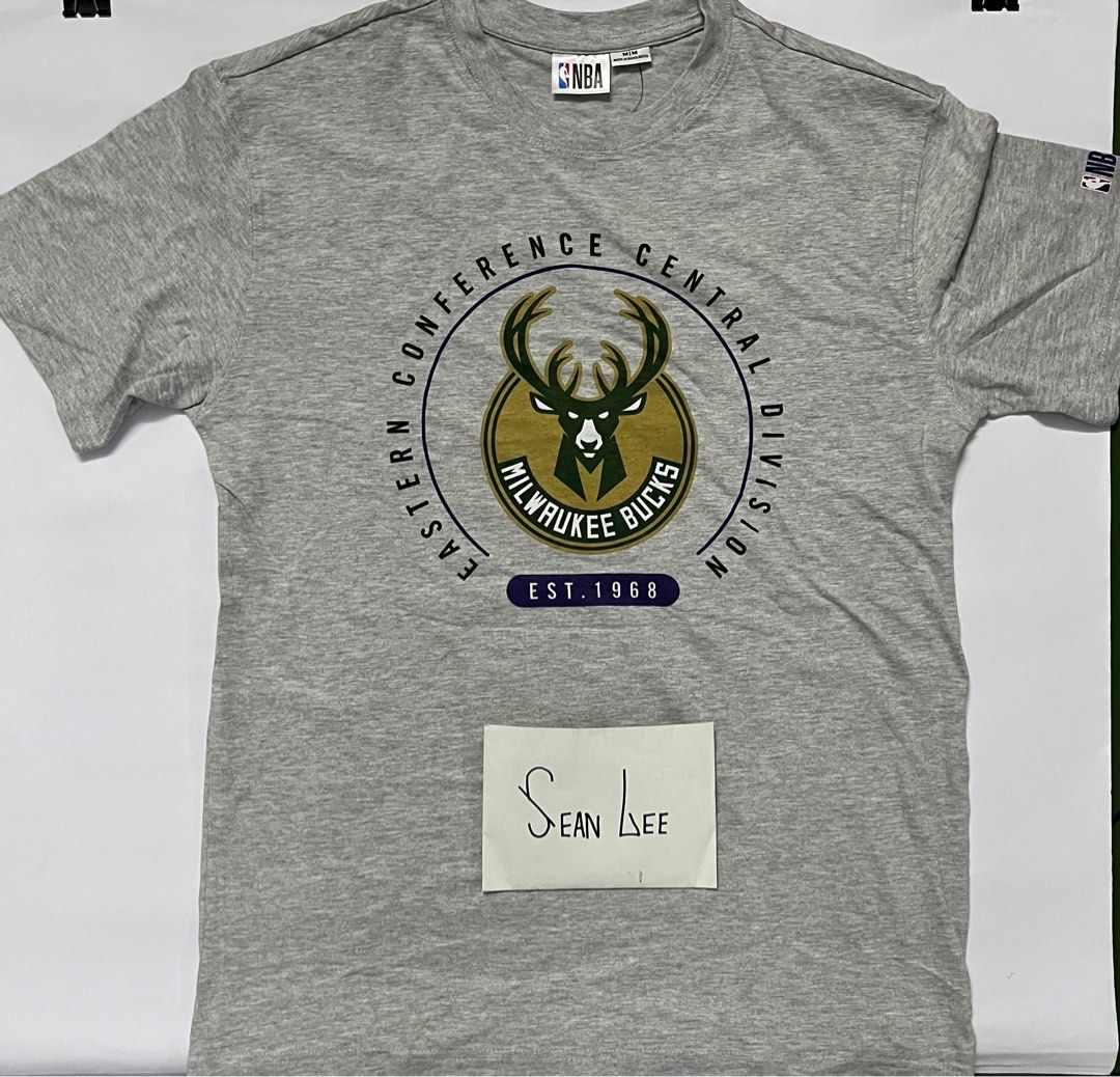Cotton On x NBA Active Logo [Milwaukee Bucks], Men's Fashion, Tops