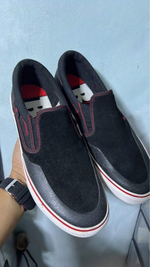 Dc x baker slip on online