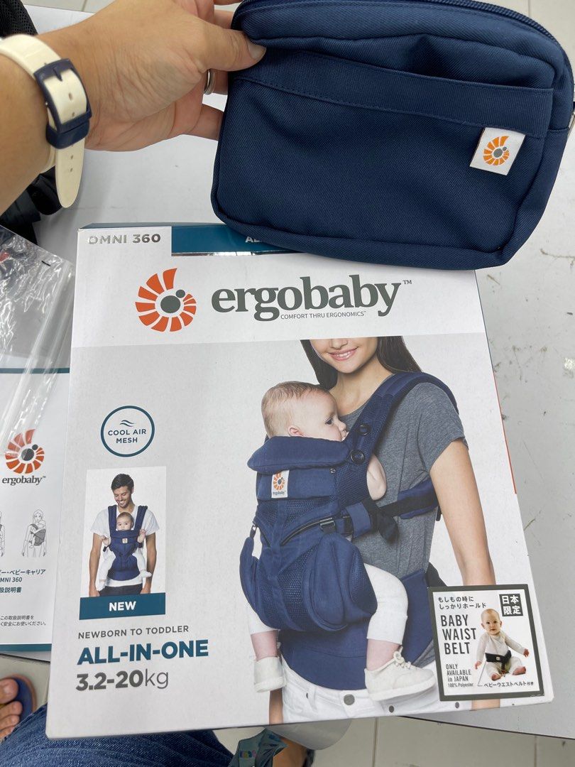 Ergobaby omni 360 carrier sling navy blue, Babies & Kids, Going Out