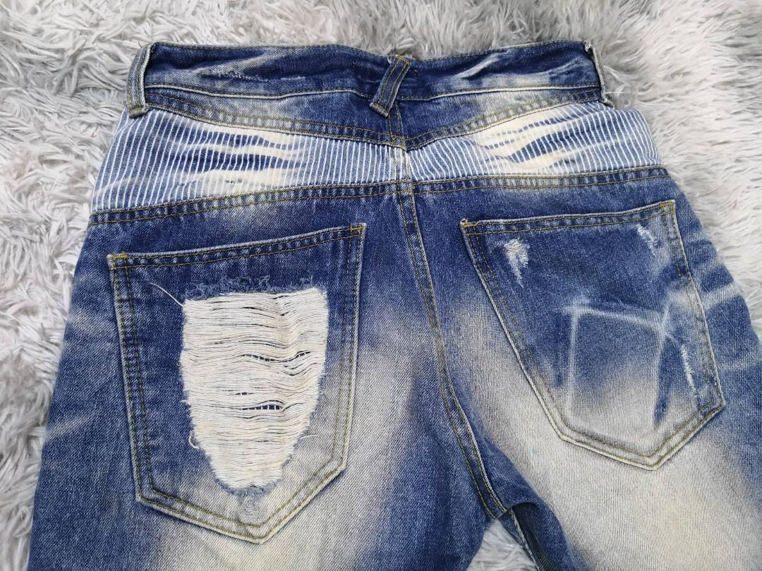 Feint Jeans High waisted ripped jeans, Women's Fashion, Bottoms, Other ...