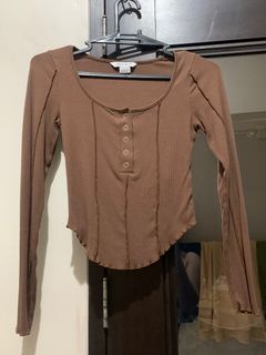 (Category: ) located in . Submitted by Marie88 (Listing ID 1214248013, Image 1). Description: .