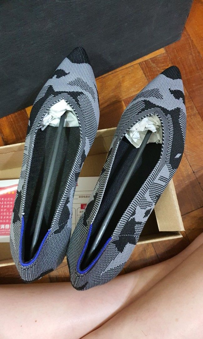 Womens camo outlet flats