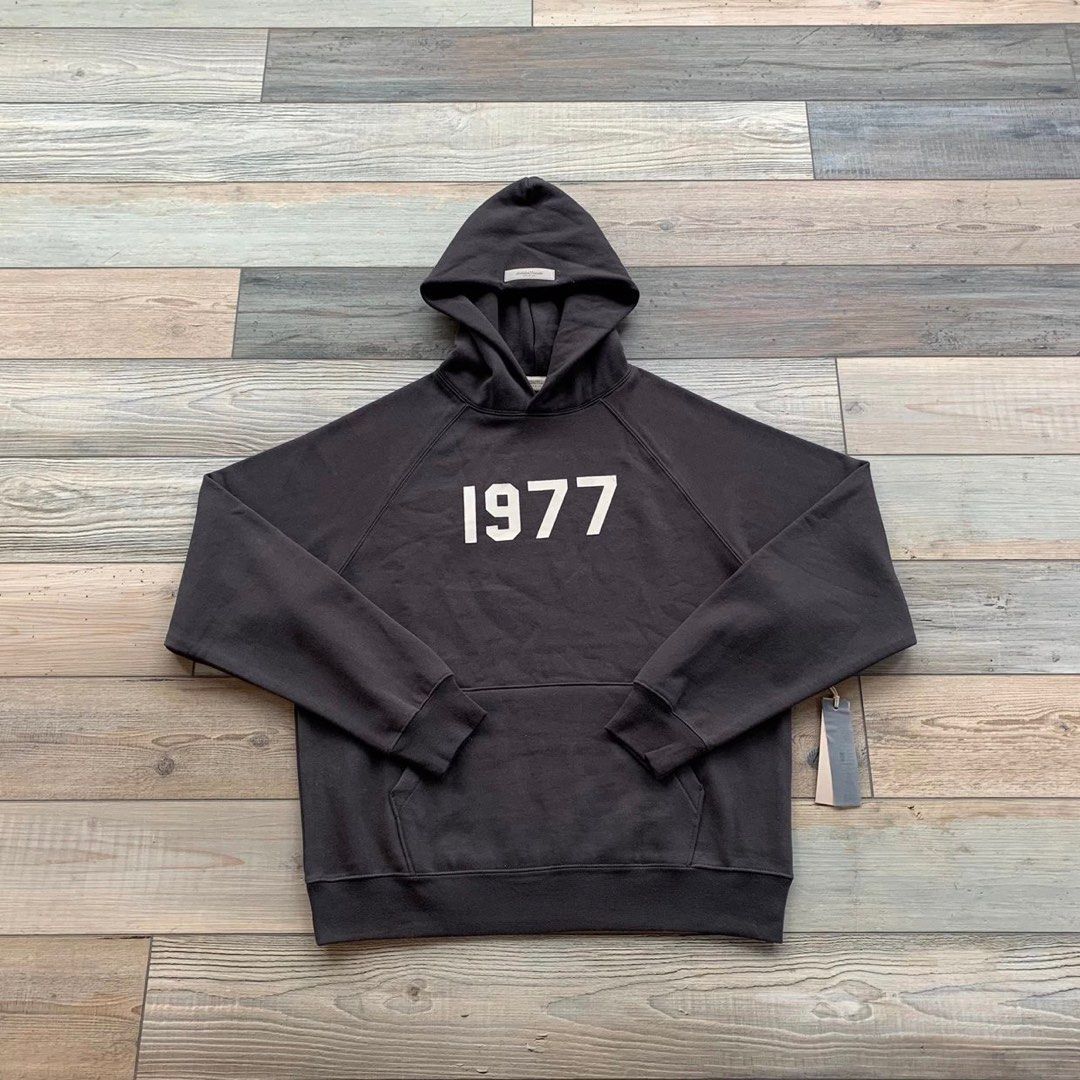 FOG Essentials Embossed 1977 Logo Hoodie SS22 (Category: Hoodies) located in Cavite. Submitted by techvaultph (Listing ID 1214215320, Image 2). Description: 📌 FOG Essentials Embossed 1977 Logo Hoodie SS22 FOLLOW US ON OUR IG PAGE @secret.findsph ☑️ Available for pre-order 4-14 DAYS ETA ☑️ Sizes: S, M, L, XL ☑️ Available Colors: Black, Beige, Light Gray, Gray, Dark Grey ☑️ Brand new ☑️ Guaranteed Premium Quality ☑️ Actual Photo Posted! Swipe left