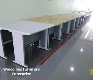FREESTANDING OFFICE DESK TABLE , COMPUTER TABLE