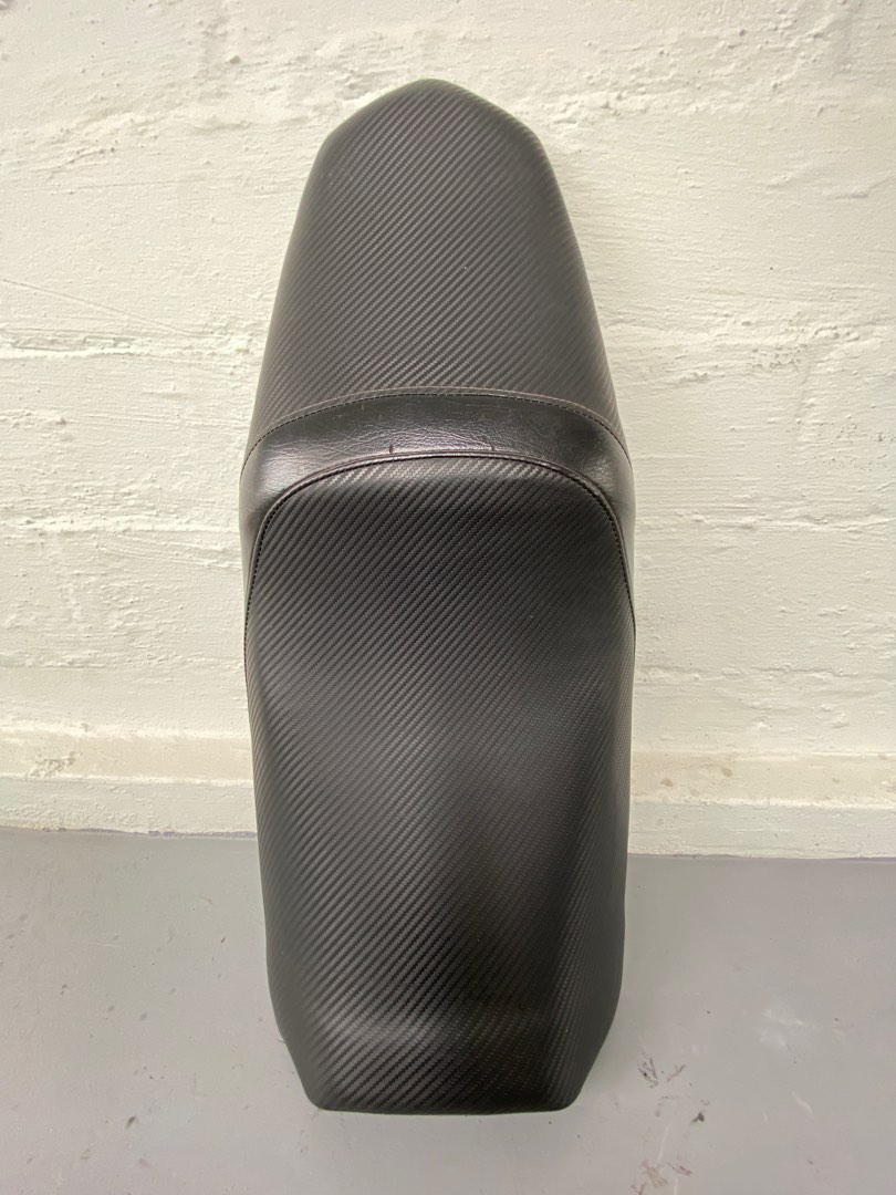 fz16 seat
