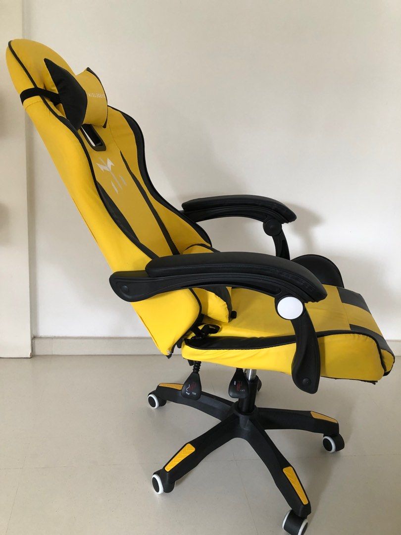 Gaming chair Office Racing Chair, Furniture & Home Living, Furniture