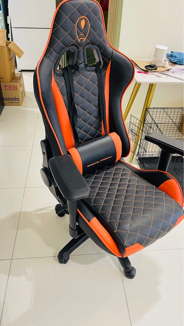 Gaming chair near me pickup best sale
