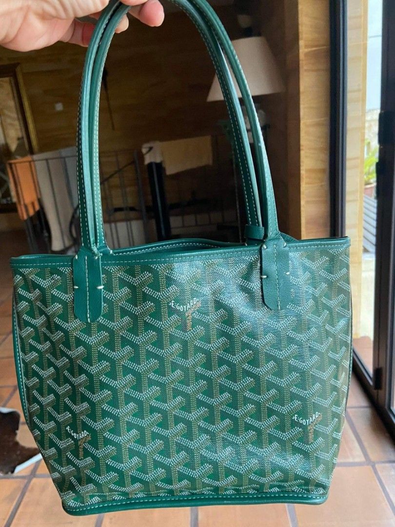 Goyard Vendôme Mini bag in rare Jet Black, Luxury, Bags & Wallets on  Carousell