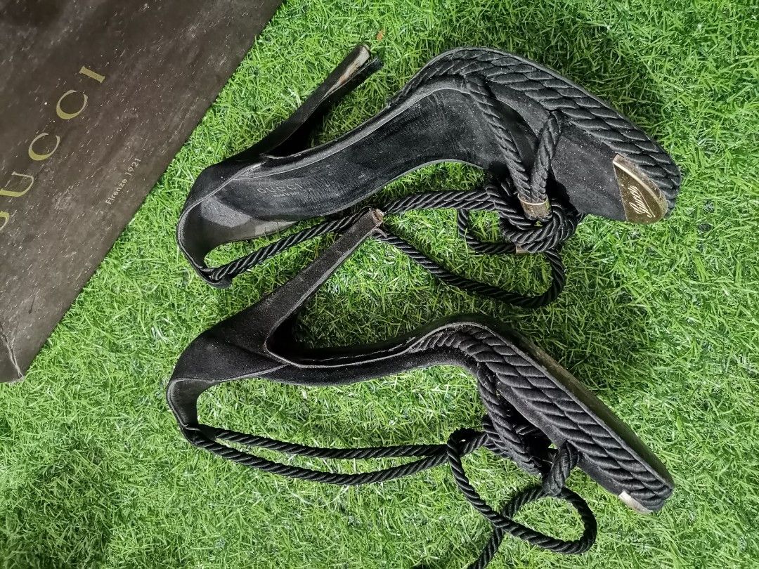 GUCCI heels, Women's Fashion, Footwear, Heels on Carousell