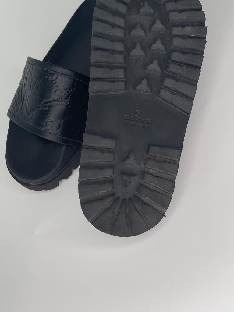 Black gucci signature slides shop