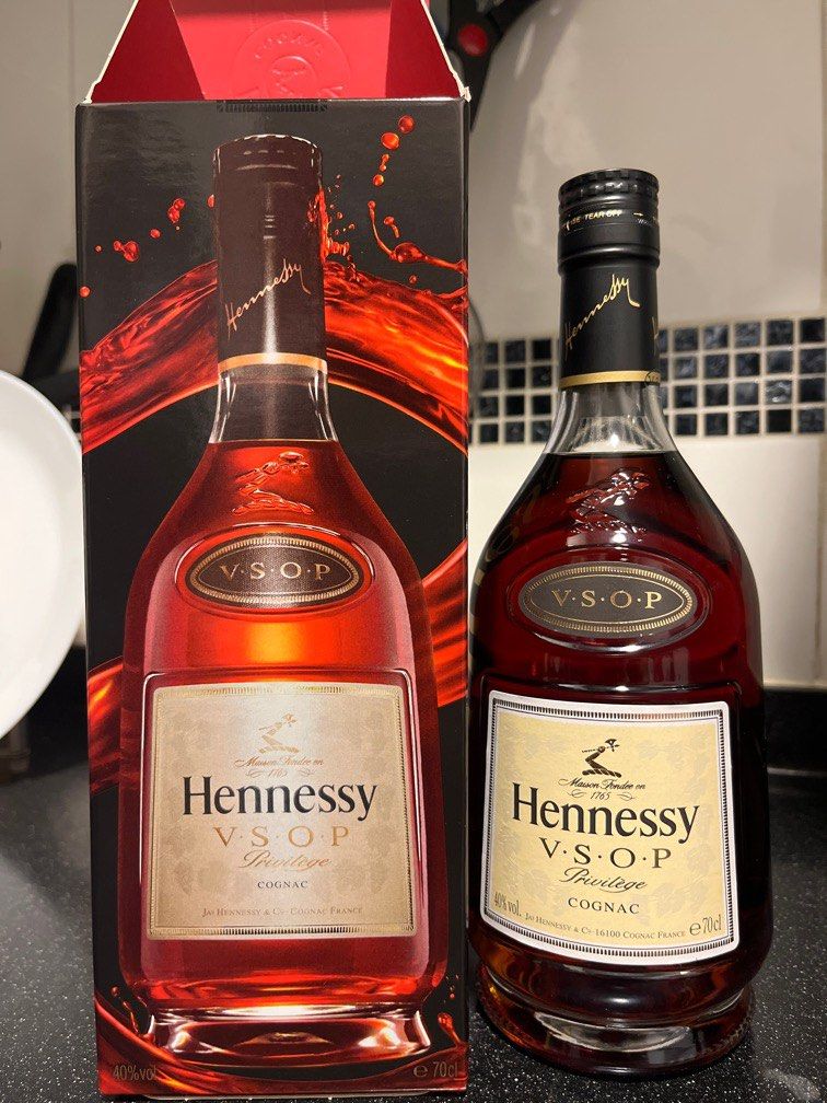 Hennessy V.S.O.P Cognac全新未開封, 嘢食& 嘢飲, 酒精飲料- Carousell