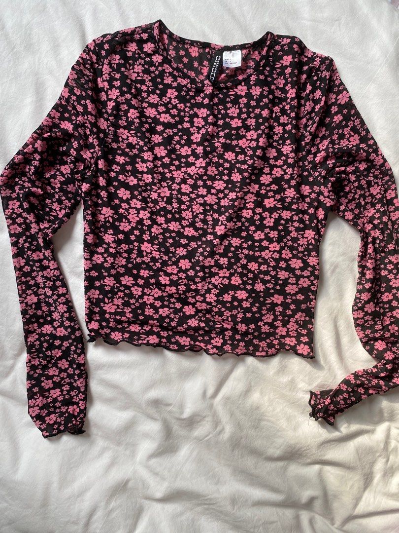 H&m floral top hotsell