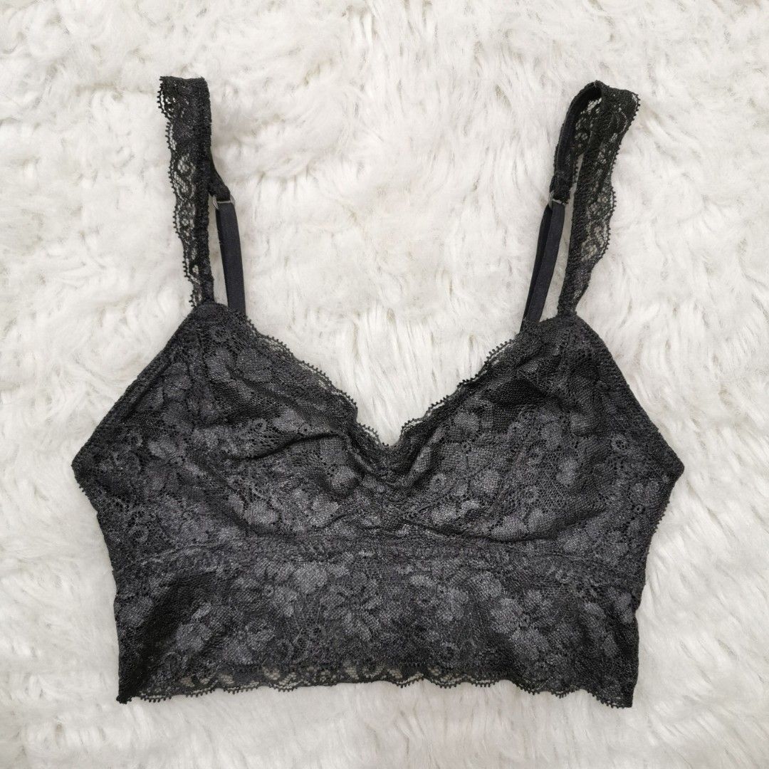 Hollister/Gilly Hicks Lace Bralette, Women's Fashion, New Undergarments &  Loungewear on Carousell