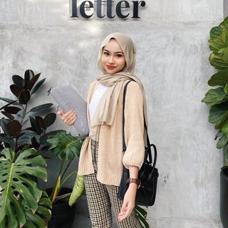 (Category: ) located in . Submitted by husna2912 (Listing ID 1214178002, Image 1). Description: .